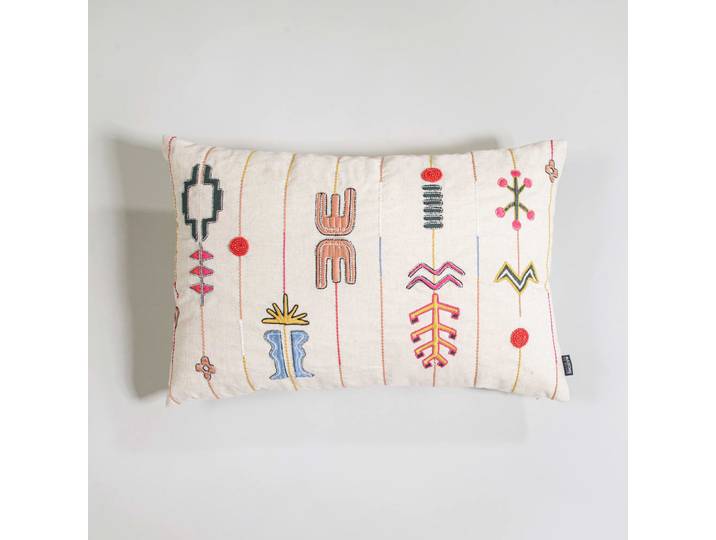 Großformatiges, besticktes Kissen aus Baumwolle und Leinen in Beige mit bunten Motiven, 60 x 40 cm