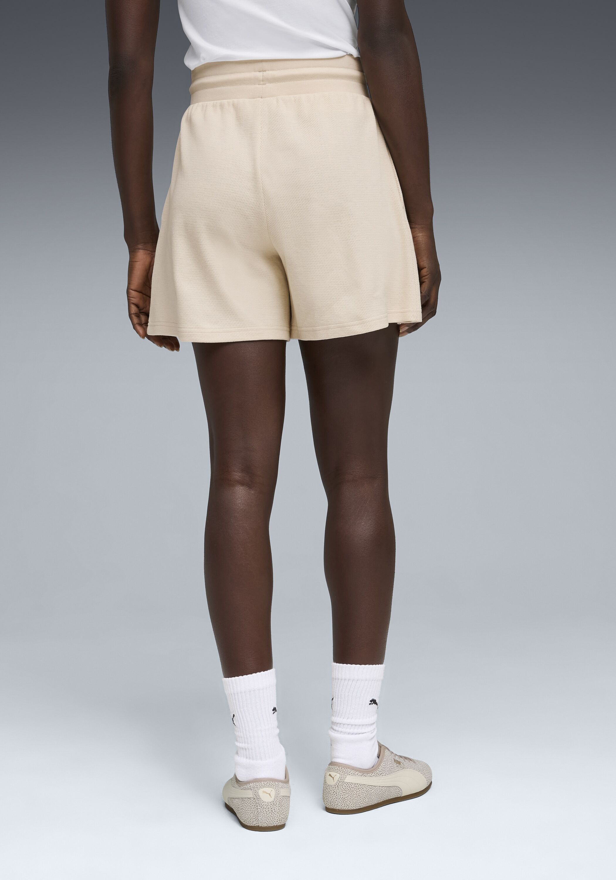 Sweatrock PUMA "CLASS HIGH-WAIST SKORT", Damen, Gr. XS, beige (alpine snow), Netz, Obermaterial: 60% Baumwolle, 40% Polyester, unifarben, kniefrei, Röcke Sweatrock, aus Baumwollmischung, für sportliche Aktivitäten, sportlicher Stil alpine snow XS