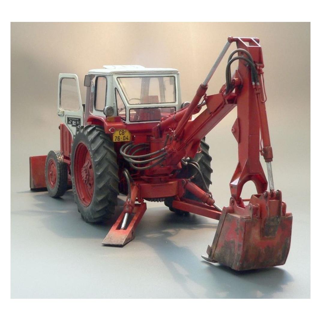 Plus Model Sowjetische Planierraupe/Trecker Belarus (23800314)