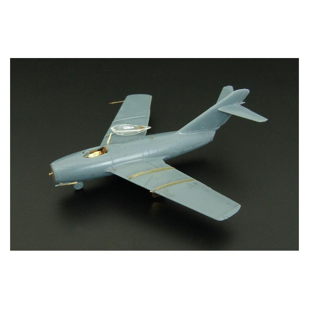 Brengun Mig-15 Bis 2pcs (Eduard) (BRL144105)