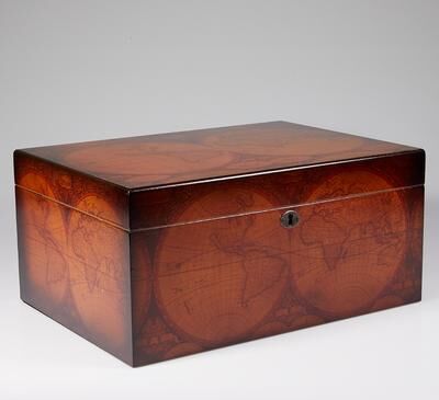 Humidor Supreme Old World Antique Humidor