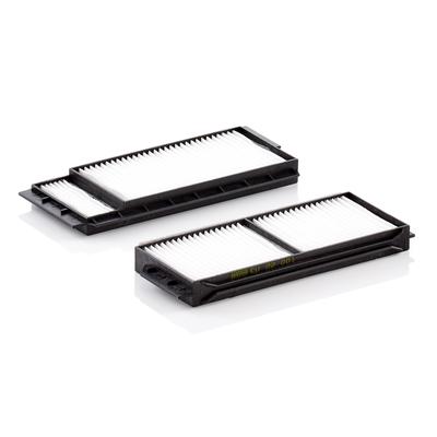 MANN-FILTER Filter, Innenraumluft cu220012 unter der Mittelkonsole für MAZDA