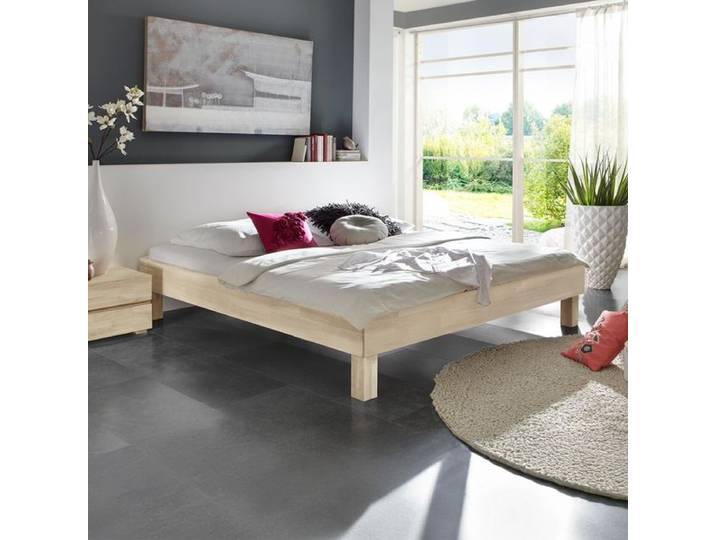 Bett Madrid Buche Massivholz ohne Kopfteil 140x200cm klassischer Stil