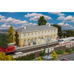 FALLER 110119 Bahnhof Neukirchen