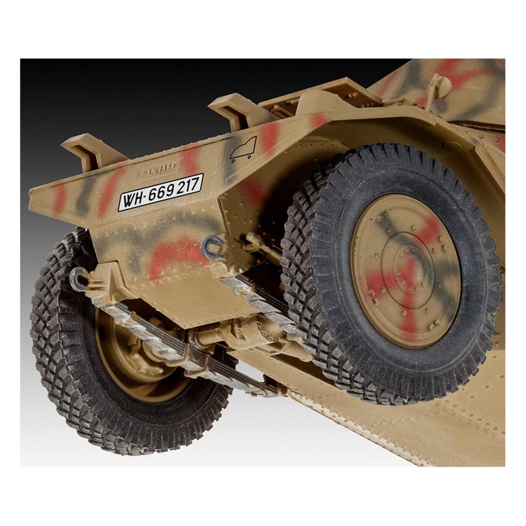 Revell Armoured Scout Vehicle P204(f) (03259)