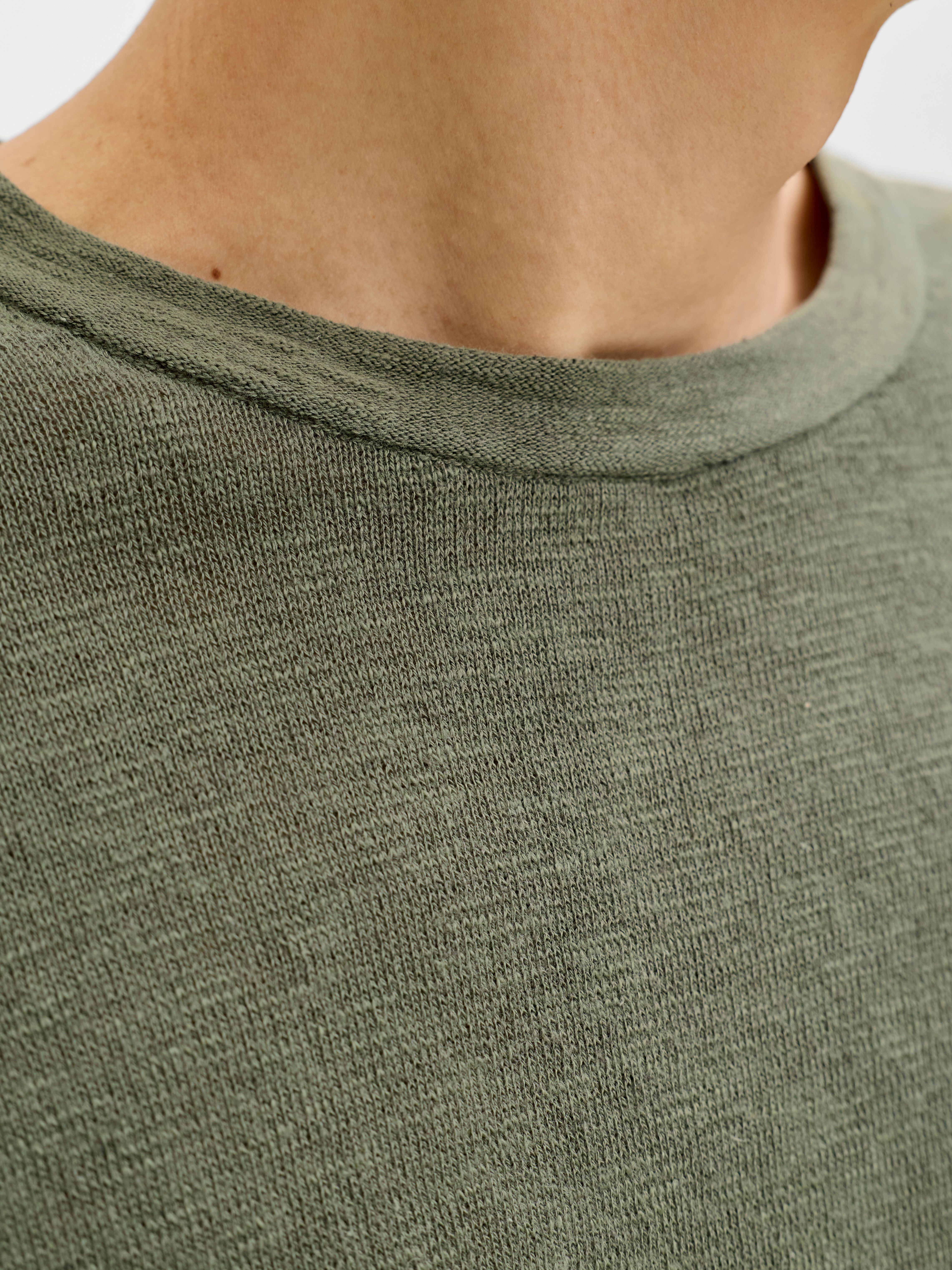 Jack & Jones "JJESUMMER KNIT CREW NECK SN" mit Rundhalsausschnitt dusty olive L