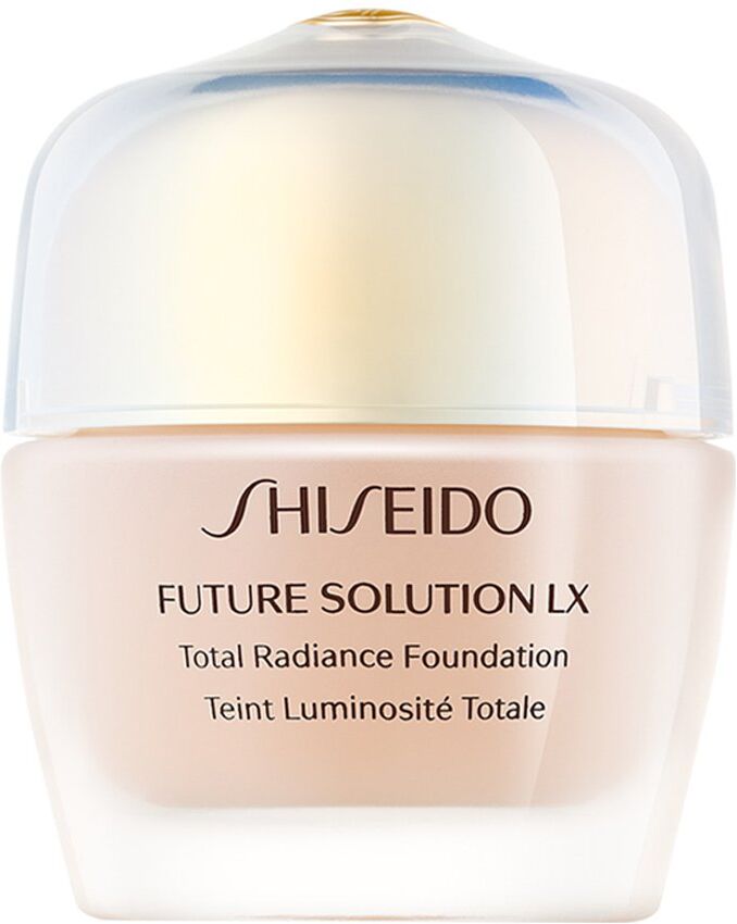 SHISEIDO Future Solution LX Total Radiance Foundation SPF15 30ml