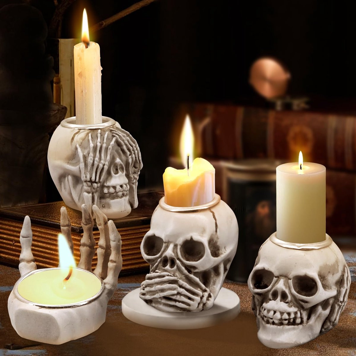 SnelShoppen Set van 4 Schedel Kandelaars voor Theelichtjes - Decoratieve Menselijke Schedel Kaarsenhouders voor Halloween