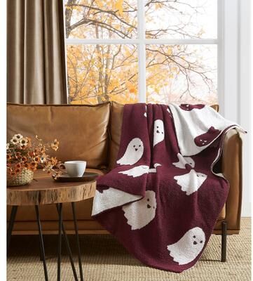 Truly Soft Cozy Ghost Reversible 50x70 Throw
