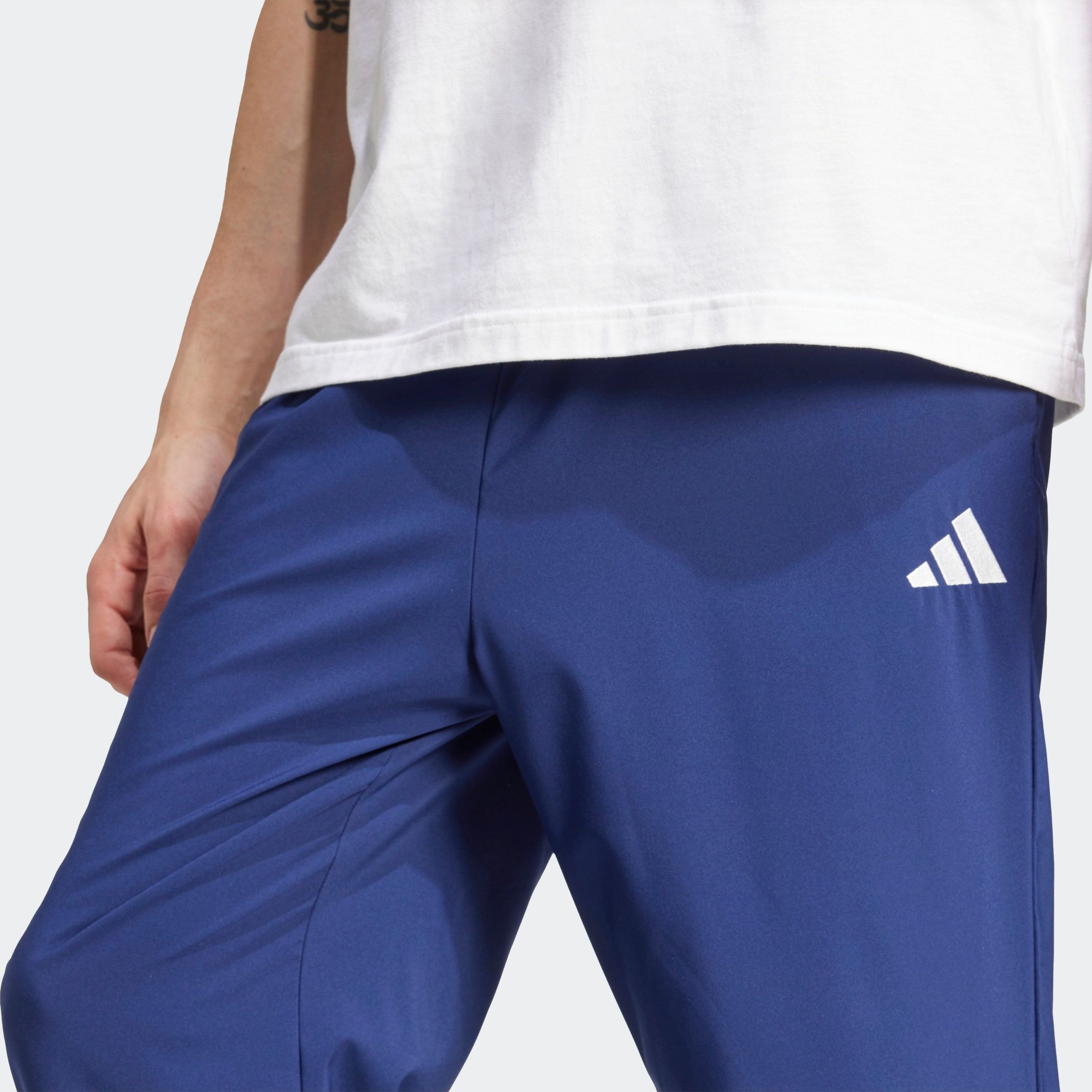 Sporthose ADIDAS SPORTSWEAR "ESSENTIALS SMALL LOGO OPEN-HEM STANFORD", Damen, Gr. XXL, N-Gr, blau (dunkelblau, weiß, normal, gr.), Obermaterial: 100% Polyester, Hosen Sporthose, für vielseitige Aktivitäten im Alltag und beim Sport, aus Polyester dunkelbla