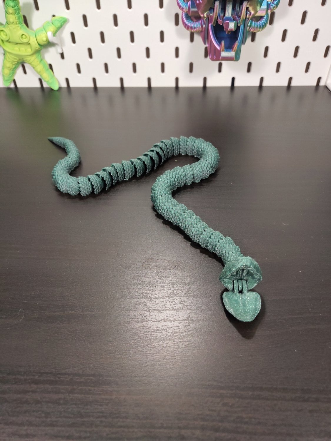 Flexibele 3D Slang Decoratie - Groen met Zilveren Glitter