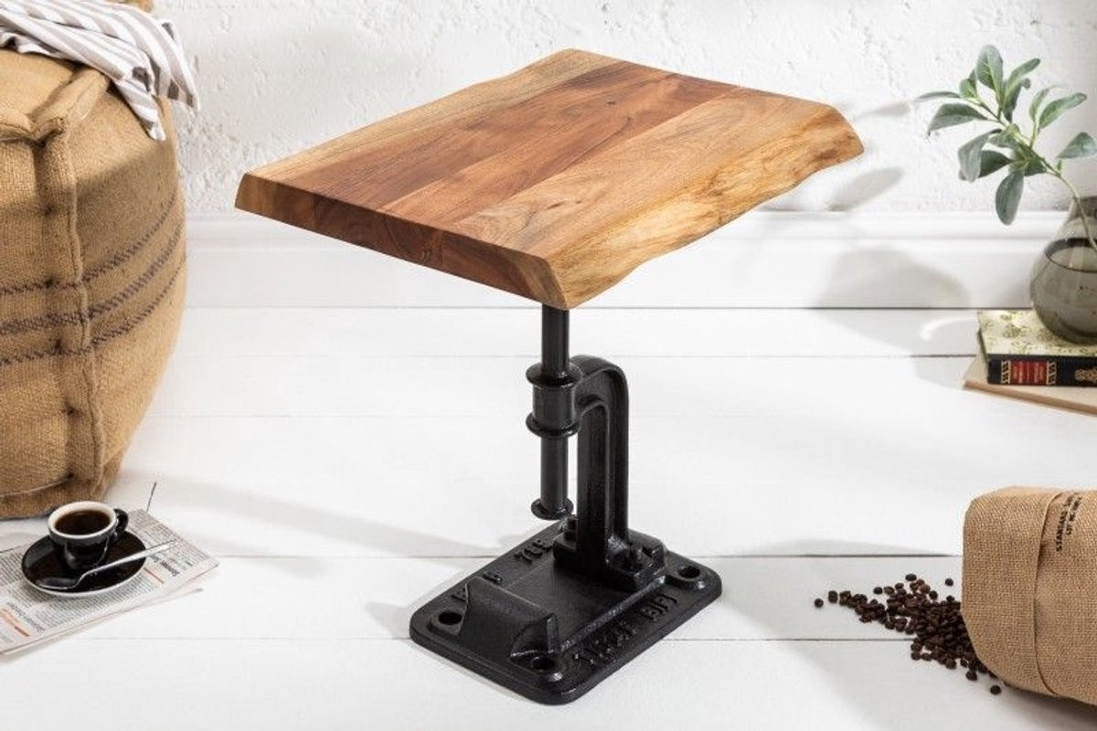 Invicta Interior Bijzettafel FACTORY van massief acaciahout met industrieel design