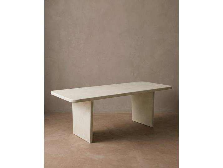 Table à manger en microciment blanc cassé 200x75cm