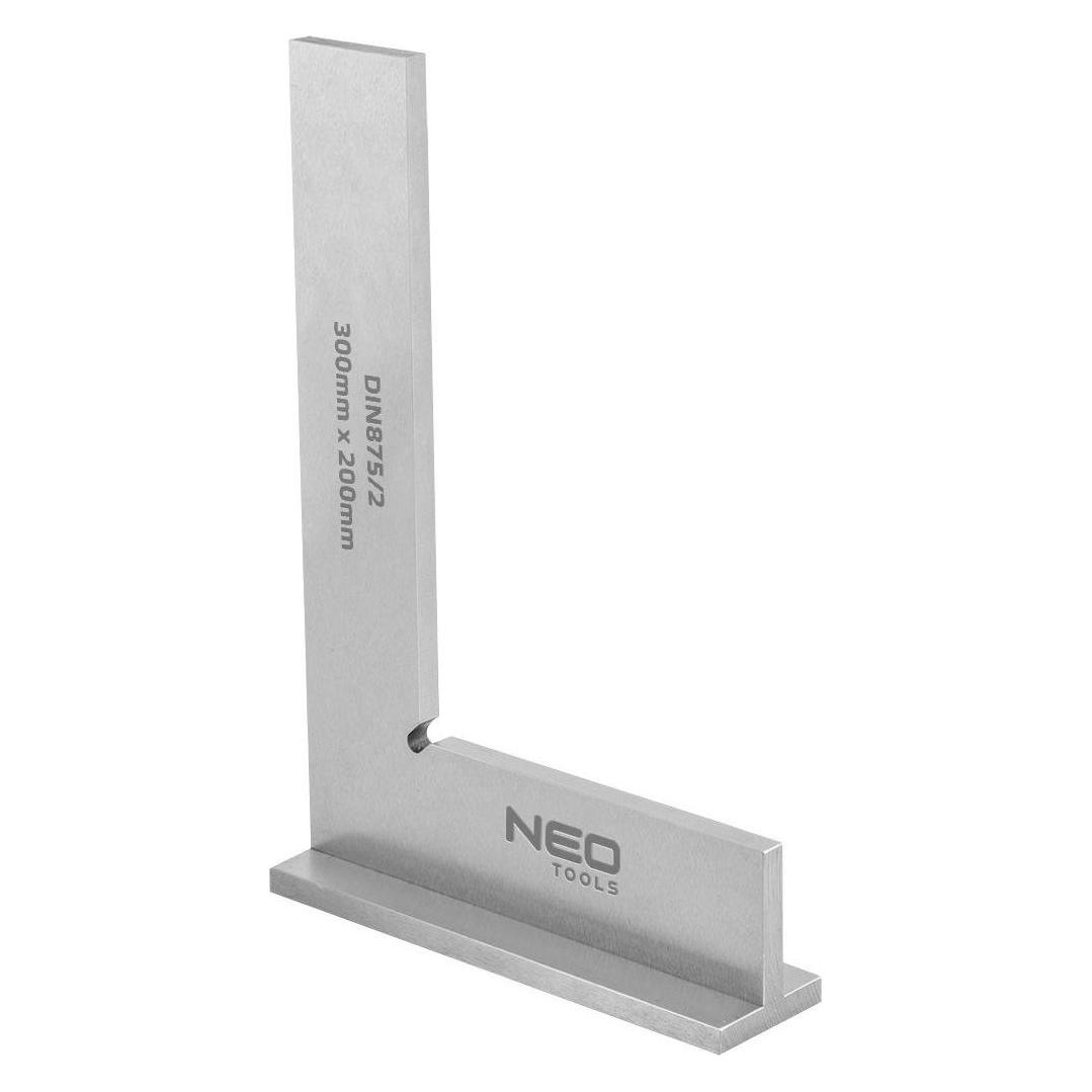 Neo Ecke (Ecke mit Sockel, DIN875 (TOP-72-035)