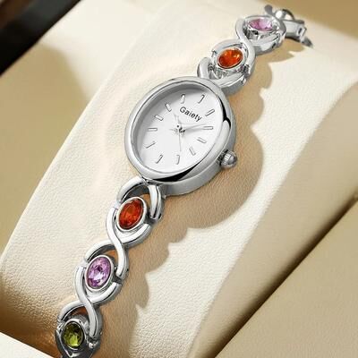 Uplift Essentials Elegant Oval Rhinestone Temperament Watch Retro Luxury Quartz Wristwatch For Ladies' Fashion And Daily Wear silver