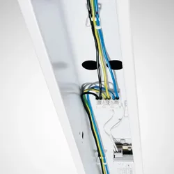 Trilux Durchgangsverdrahtung SFlow ZDV 515 L2