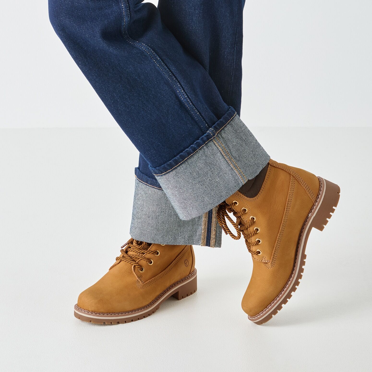 Winterboots TAMARIS, Damen, Gr. 37, braun (camelfarben), Nubukleder, kontrastfarbene Details, Schuhe Winterboots, Blockabsatz, Schnürstiefelette mit DUO-TEX Ausstattung camelfarben 37