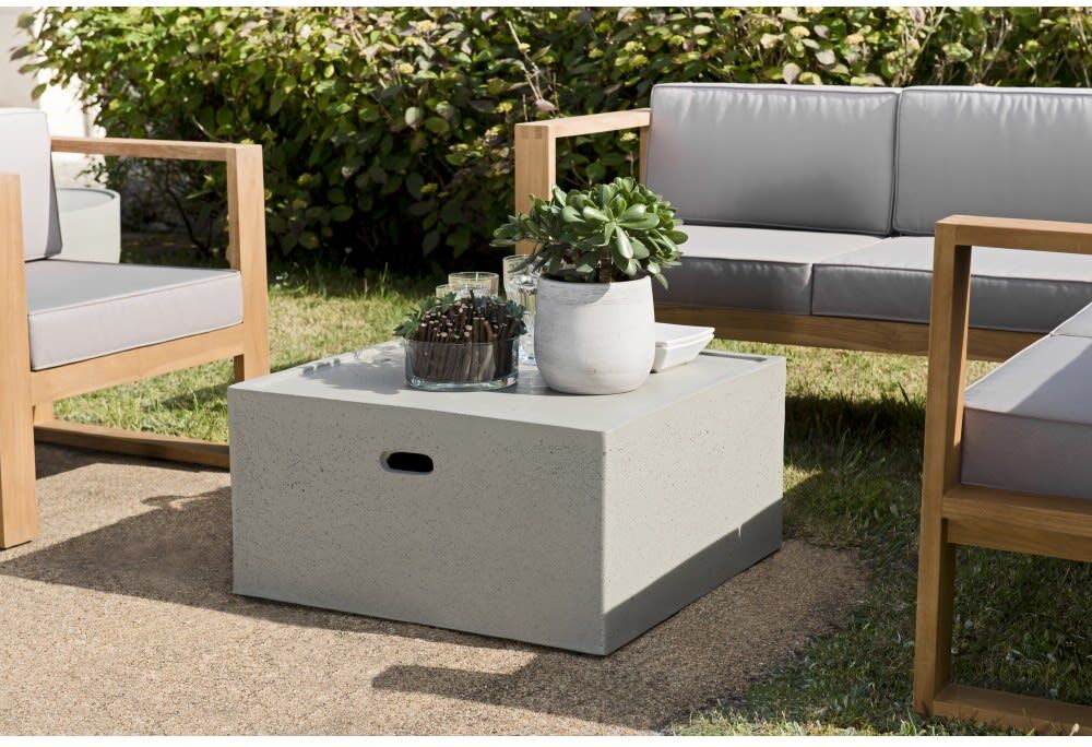 MACABANE Table basse de jardin carrée en béton l68 cm Gris 68x35x68cm