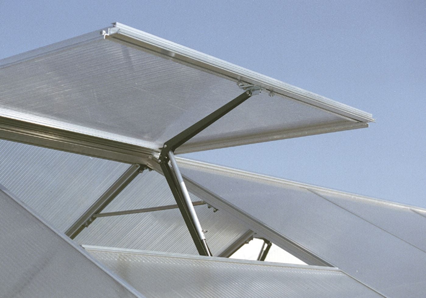 Gutta Fensteröffner automatisch