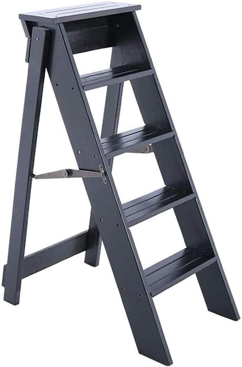 Houten vouwladder met 5 treden en platform voor veilig werken in de keuken