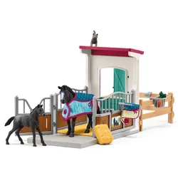 Schleich 42611 - Horse Club - Pferdebox mit Stute und Fohlen