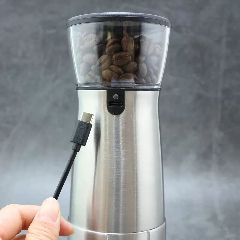 INF Tragbare elektrische Kaffeemühle - USB-aufladbar mit Keramikmahlwerk Silber