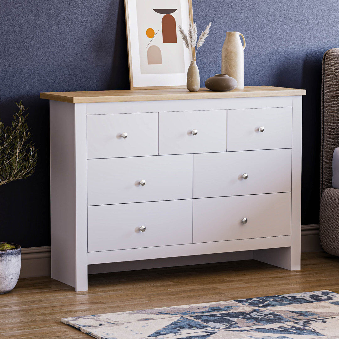 Fernleaf Morley 111.5 cm W Chest of 7 Drawers White 81cm H X 111.5cm W X 35cm D