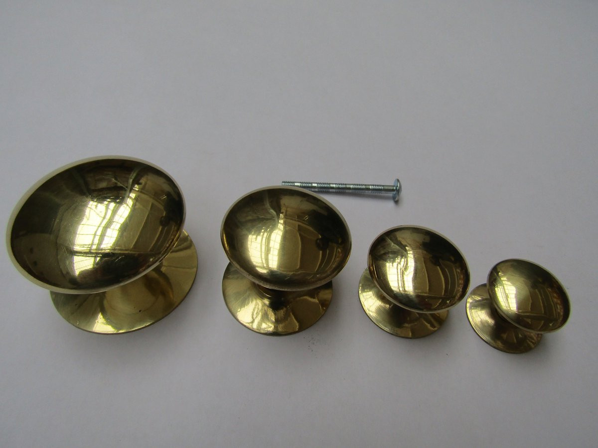 Ironmongery World Victorian Kastknop Gepolijst Messing 30mm