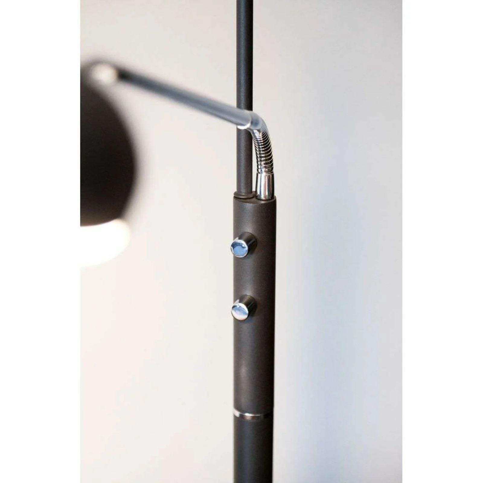 Halo Design Vegas Uplight Vloerlamp met Dimmer - Zwart - Metaal