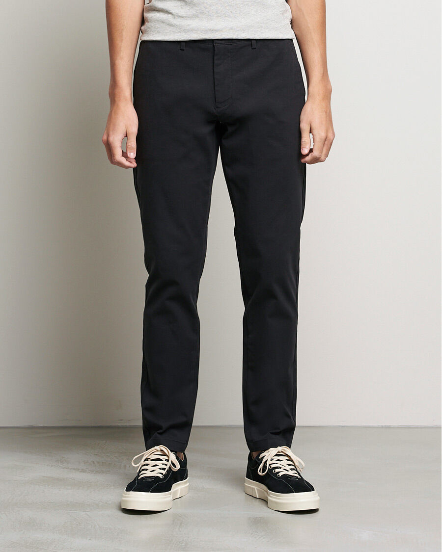 Dockers Cotton Chino Tapered Black men W32L32 Sort