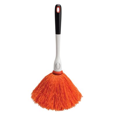 Staubwedel OXO GOOD GRIPS "OXO Mikrofaser Delikater Staubwedel", orange (orange, weiß, schwarz), B:11,43cm H:37,34cm L:8,89cm, Kunststoff, Microfaser, Staubwischer, Staubwedel, leichter, fluffiger microfiber-Kopf