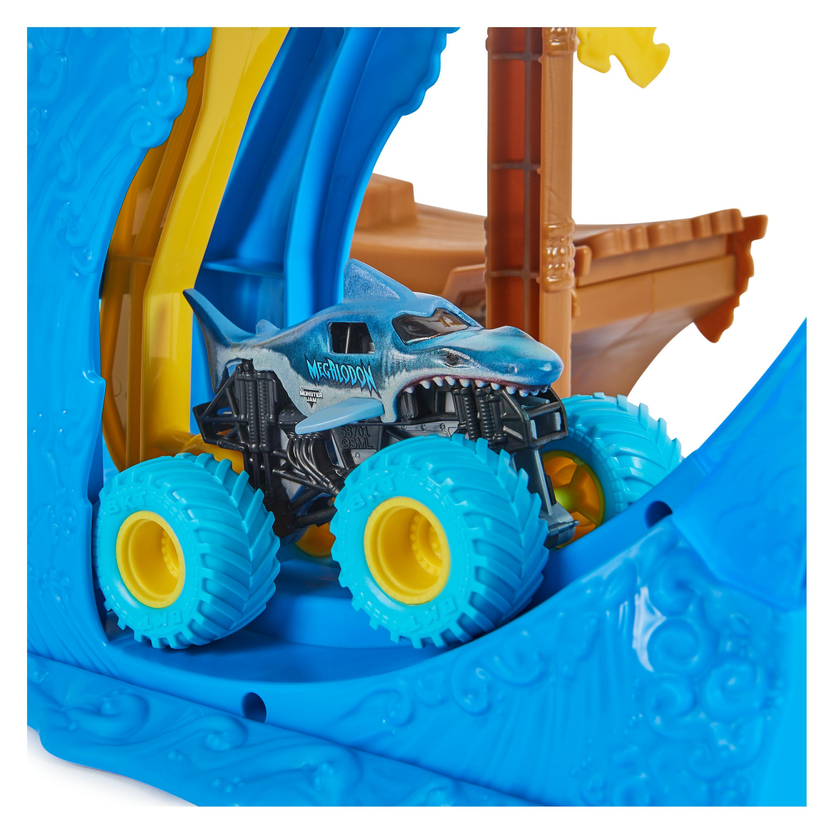 Monster Jam 1:64 Megalodon's Loop Of Doom Playset (6070018)
