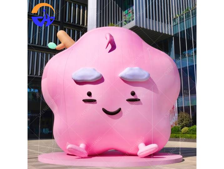 Modèle de poupée Sakura gonflable personnalisé, accessoire de décoration pour les centres commerciaux en plein air et les événements du festival des cerisiers