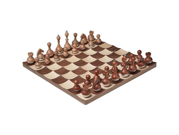 Echiquier culbuto en bois couleur noyer