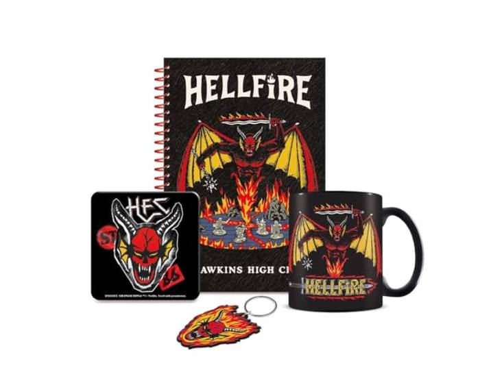 PYRAMID Hellfire Club Stranger Things Set