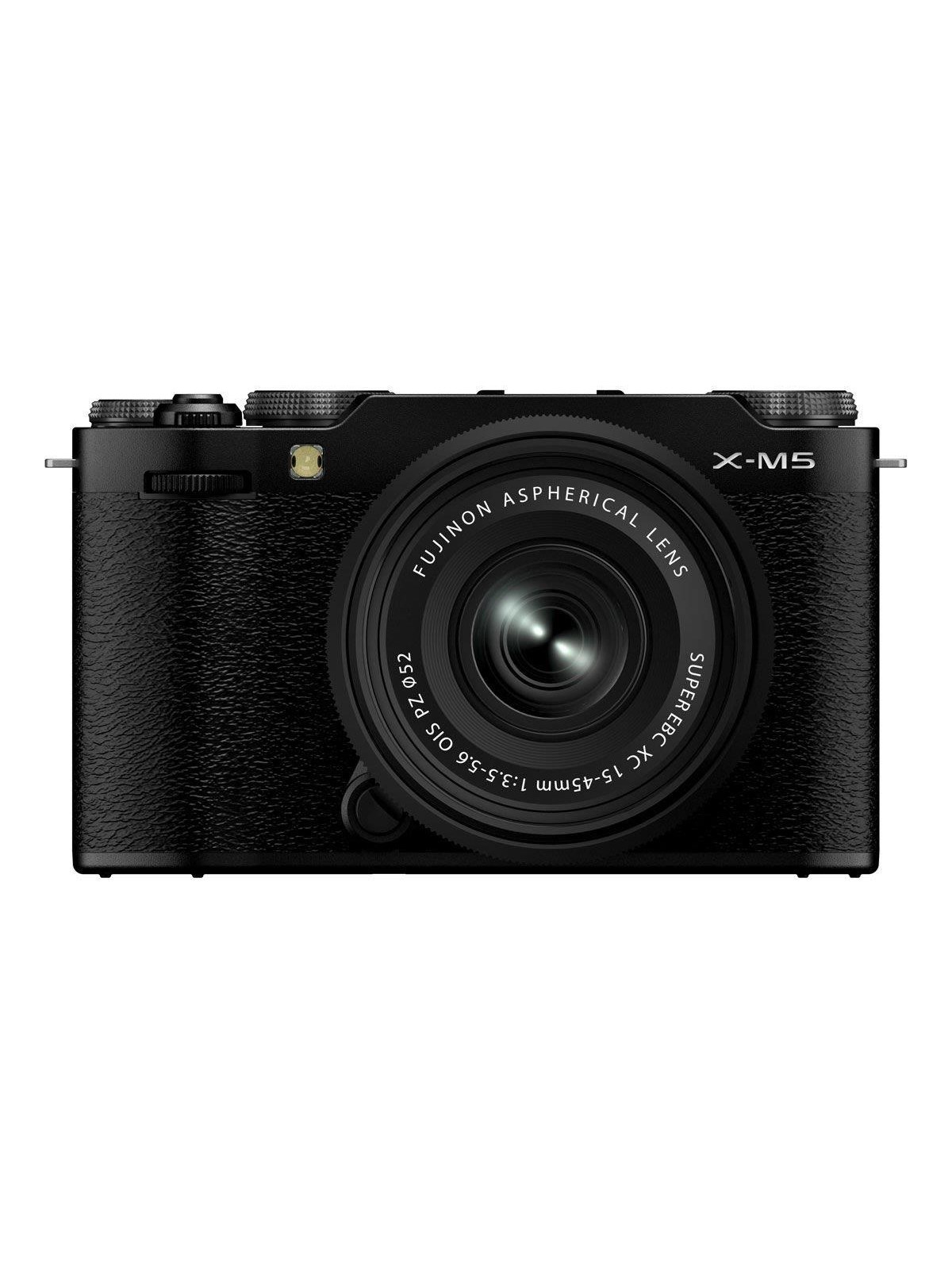 Fujifilm X-M5 + XC 15-45mm f/3.5-5.6 OIS PZ - Black
