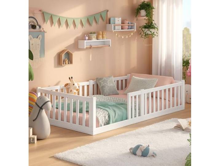 ALAVYA HOME® Titan Bodenbett 90x200 mit Rausfallschutz und Lattenrost - Kinderbett 90x200 aus Buchenholz FSC® zertifizert mit 2 Jahre Garantie - Montessori Kinder Bett in Weiß - Exklusives Buchenholz