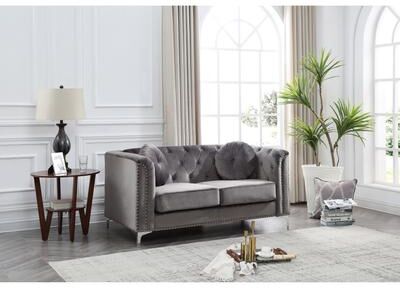 Glory Furniture Pompano Velvet Button Tufted Loveseat