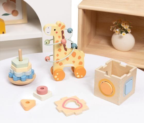 Tooky Toys Tooky Toy Wooden 3-in-1 Box - Giraffe for Babies - Encourages Independent Play and Motor Skill Development