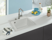 Villeroy & Boch 96970106 Steel Shower matt Black mit Schlauchbrause 360° Schwenkbereich 5Jahre Garantie