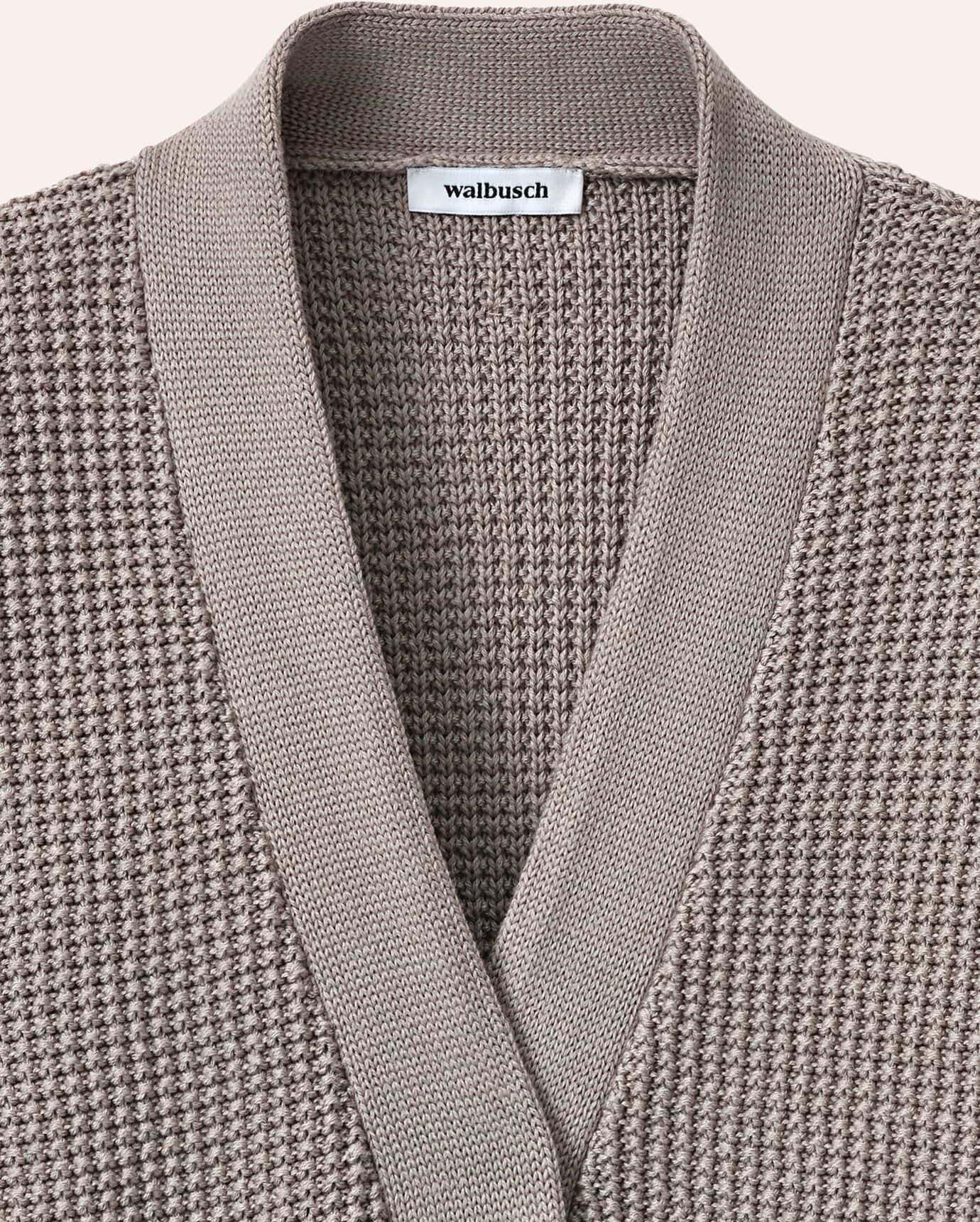Walbusch Strukturierte Strickweste mit aufgesetzten Taschen, normale Größen, Farbe Beige, 52, vielseitig kombinierbar bequem und hautsympathisch Damen