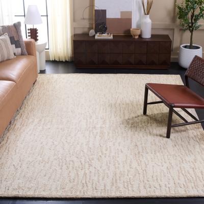 SAFAVIEH Handmade Ebony Trayanka Wool Rug