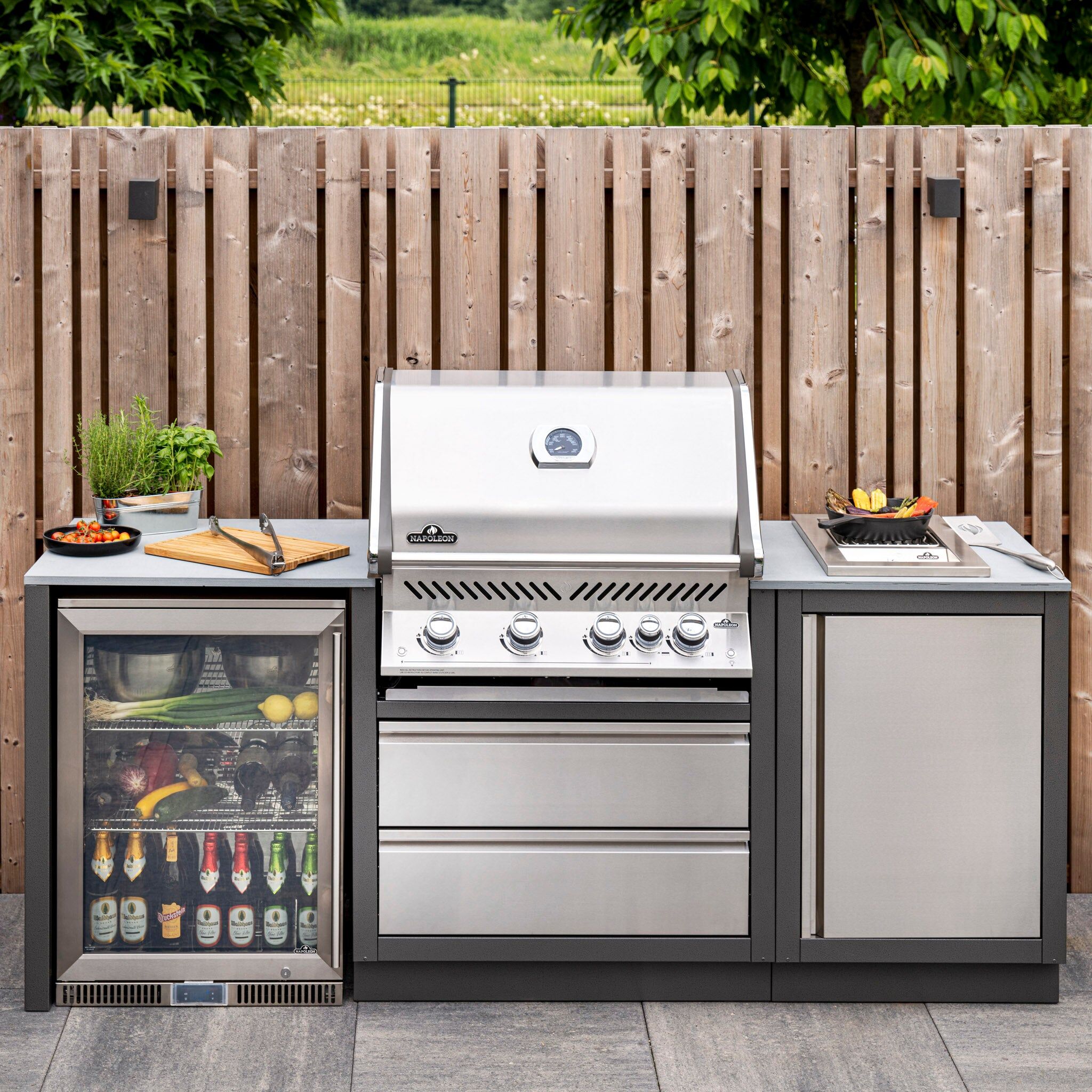 Napoleon Prestige Pro 500 Built-in Gas Grill - Natural Gas
