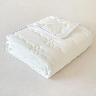 Uplift Picks Pink Summer Cooling Blanket Lightweight Clover Quilted Comforter white 150x200 Cm