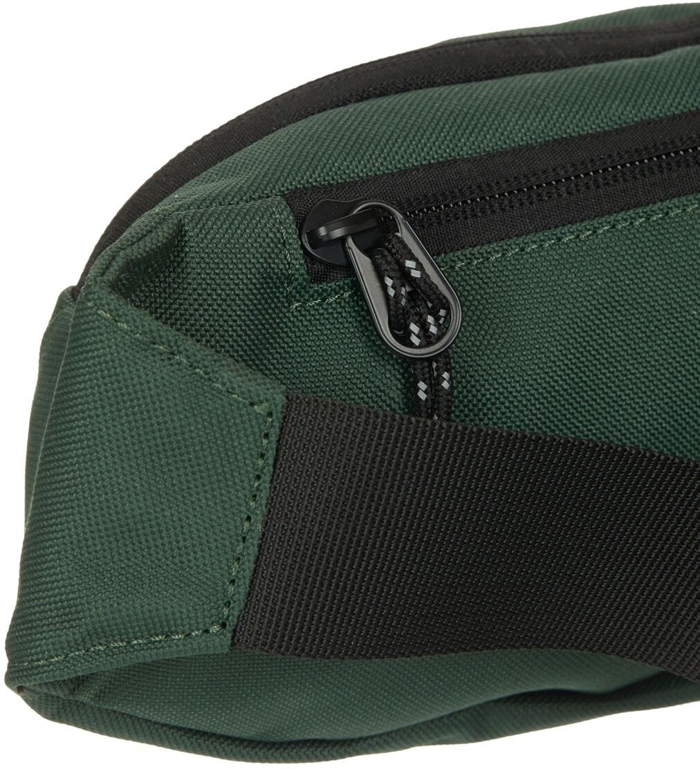 Sporttasche DC SHOES "Tussler", Herren, sycamore, Obermaterial: 100% Polyester., Taschen Sporttasche