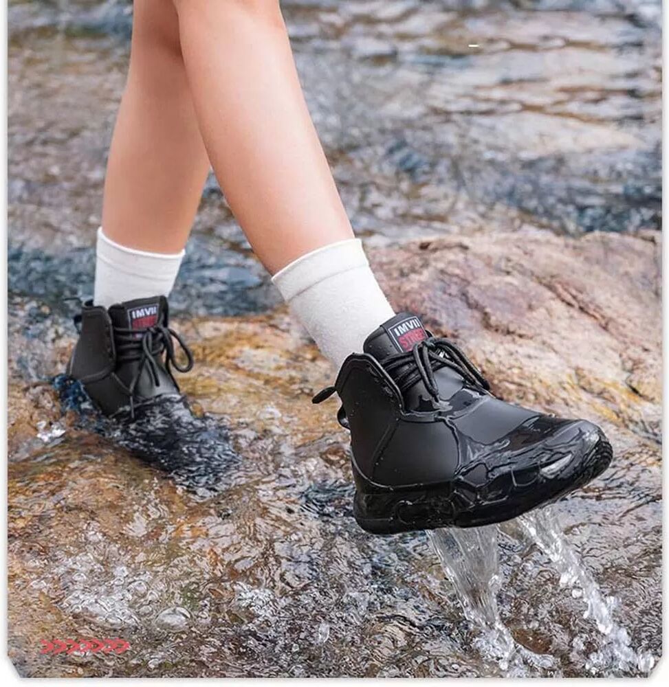 INF Vielseitige Unisex Regenstiefel aus PVC, Schwarz, Wasserdicht und Rutschfest, Modisch und Alltagstauglich 40