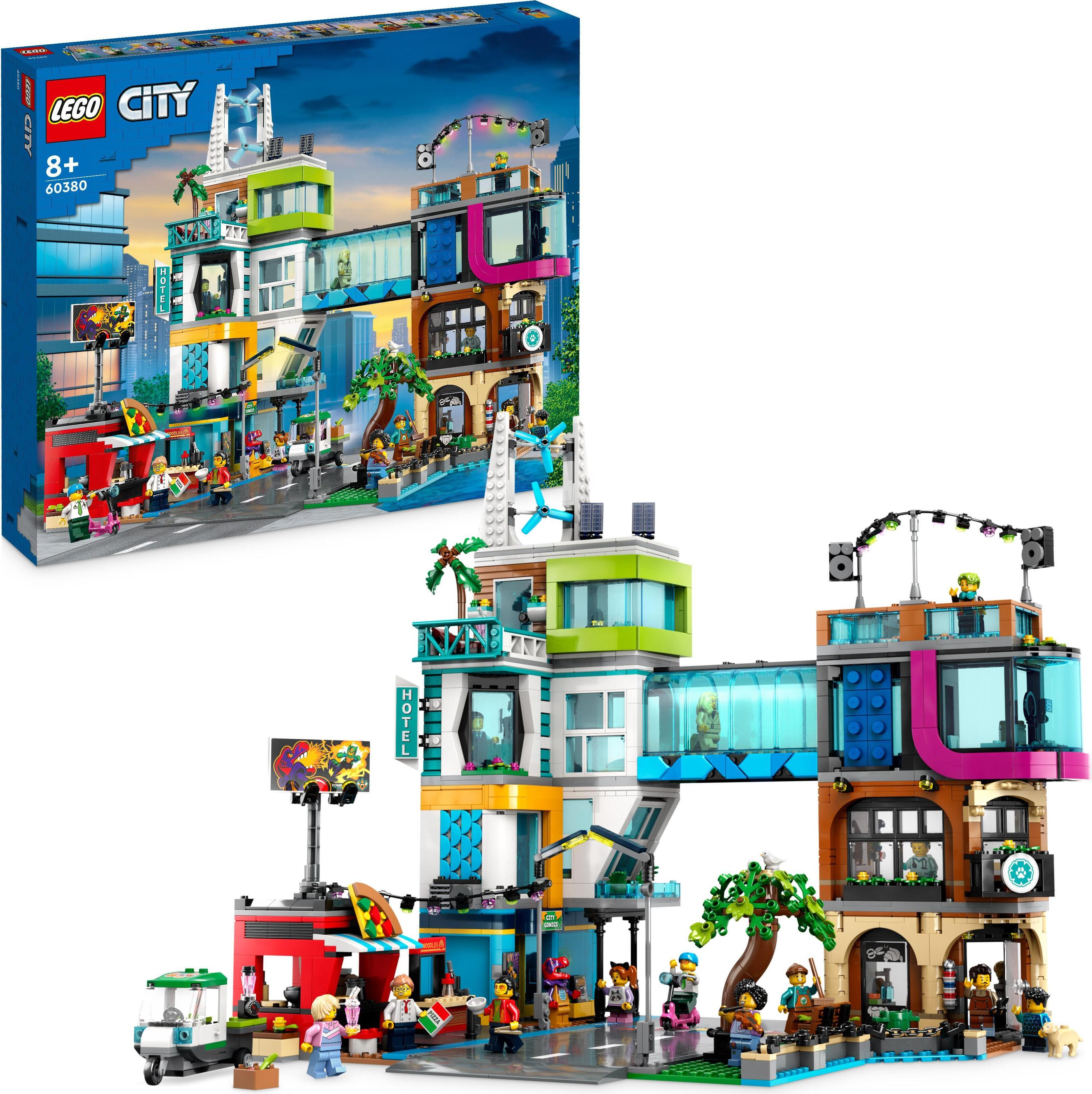 LEGO 60380 City Stadtzentrum Set, Modellbausatz, Spielzeug mit Spielzeugläden wie Friseur, Tierarzt, Hotel und Dachdisco mit Minifiguren und Straßenplatten, Geschenk zum Geburtstag für Kinder