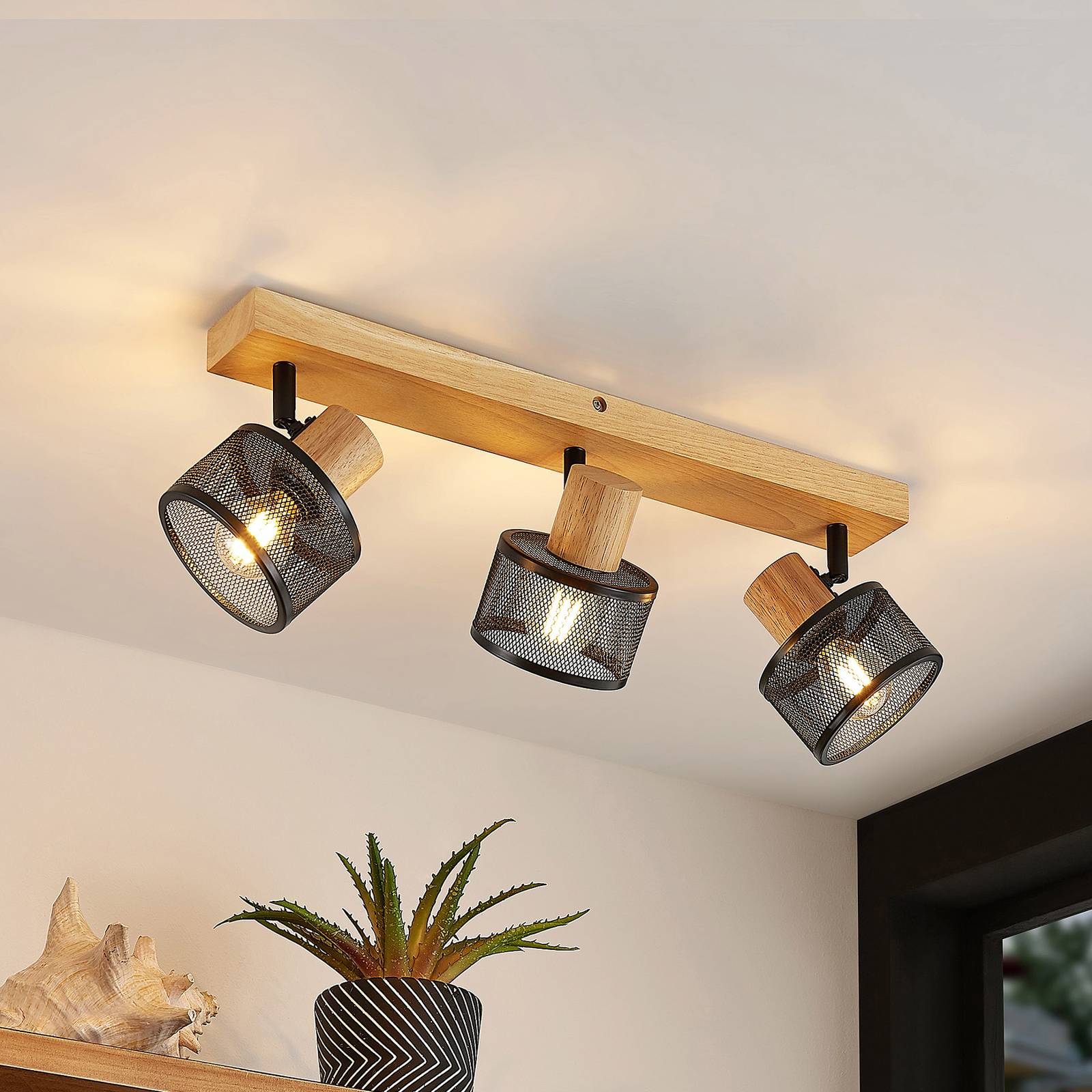 Lindby Evinora Deckenstrahler aus Holz, 3-flammig Lindby, dimmbar, Holz hell, für Wohn- / Esszimmer, Holz, Modern, Strahler