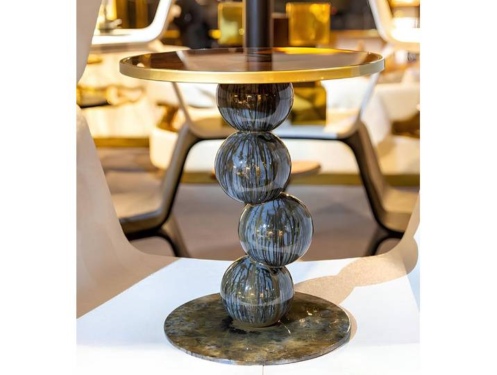 Xlmoebel Beistelltisch Designer Beistelltisch aus Holz mit Glasplatte, modern und stilvoll (Beistelltisch), Hergestellt in Europa