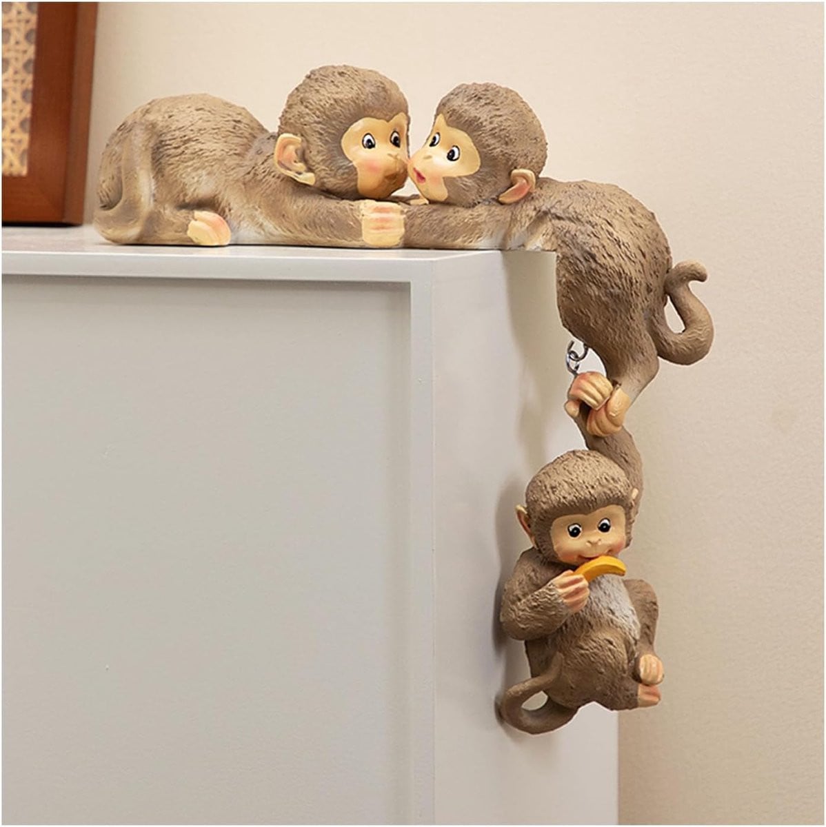 Hars Aap Beeldje - Handgeschilderd Realistisch Dierenornament - Bruin - Hoogte: 26 cm